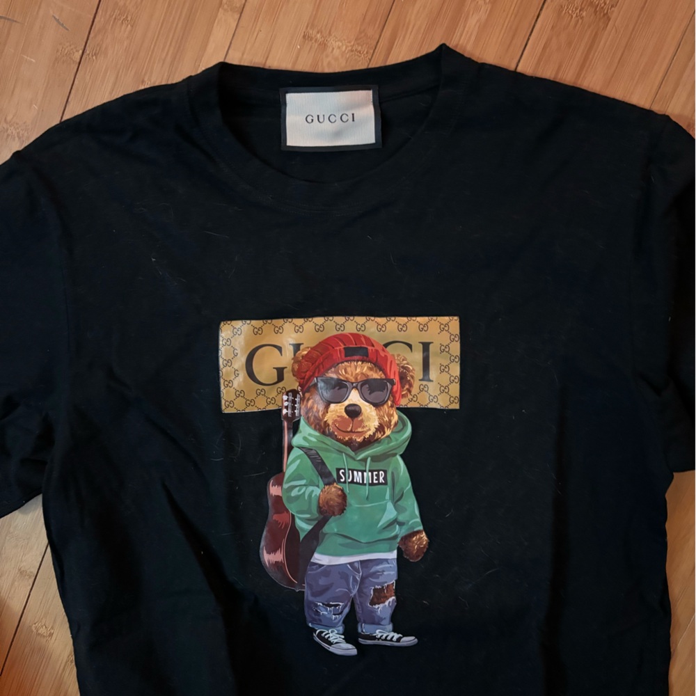 Black Tee shirt with bear